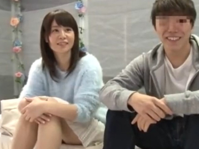男友達となし崩しでカメラ前ＳＥＸしちゃった素人さん
